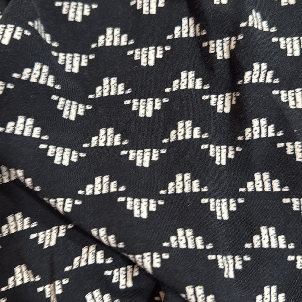 Old Navy Black and White Geometric Print Sleeveless Jumpsuit‎ Women’s Size Med - Picture 10 of 10